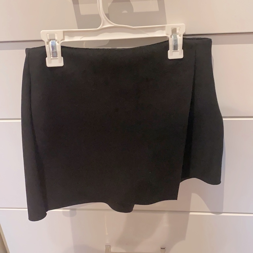 Brand new Zara skort